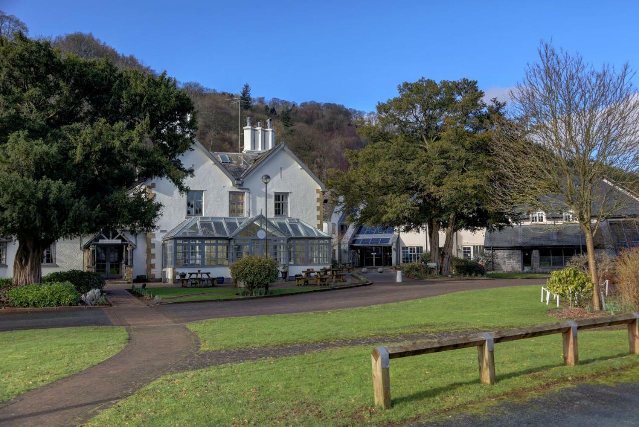Wild Pheasant Hotel & Spa Llangollen Exteriör bild