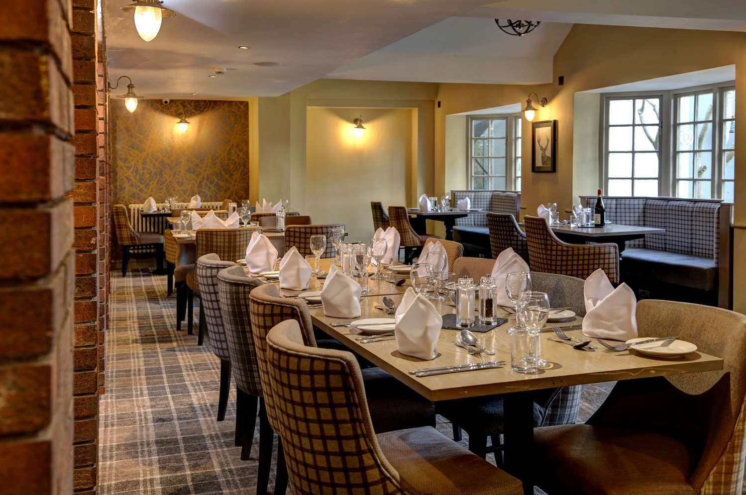 Wild Pheasant Hotel & Spa Llangollen Exteriör bild